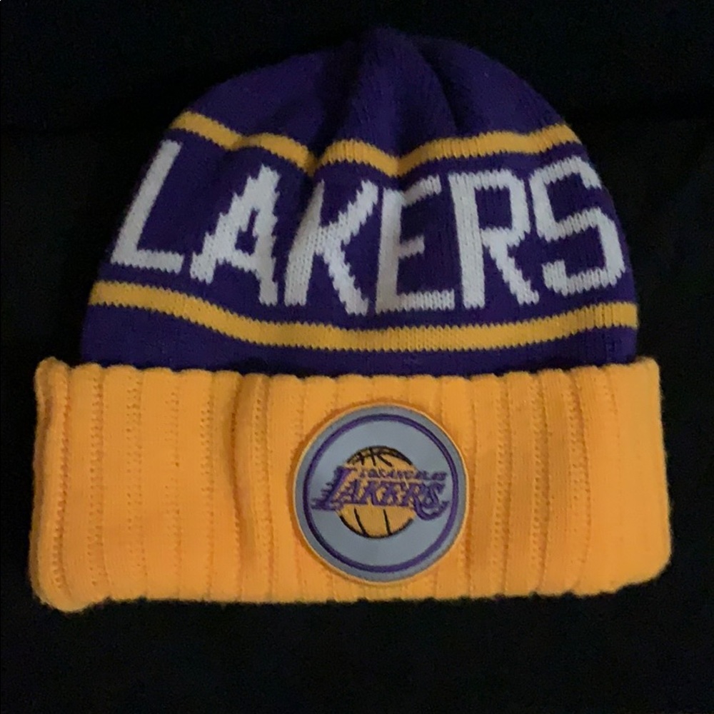 Lakers Beanie Mitchell & Ness